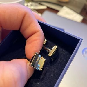 Crystal square cuff links
